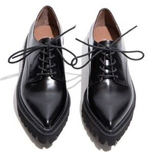 Jeffrey Campbell Seymour shoes size 8 (small size 8)